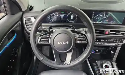 Kia Seltos 2025 1.6 Автомат в Москве № 123836, миниатюра 2