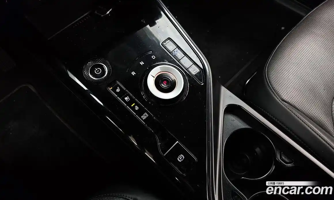 Kia Niro 2023 0.2 Автомат в Москве № 124332, фото 11