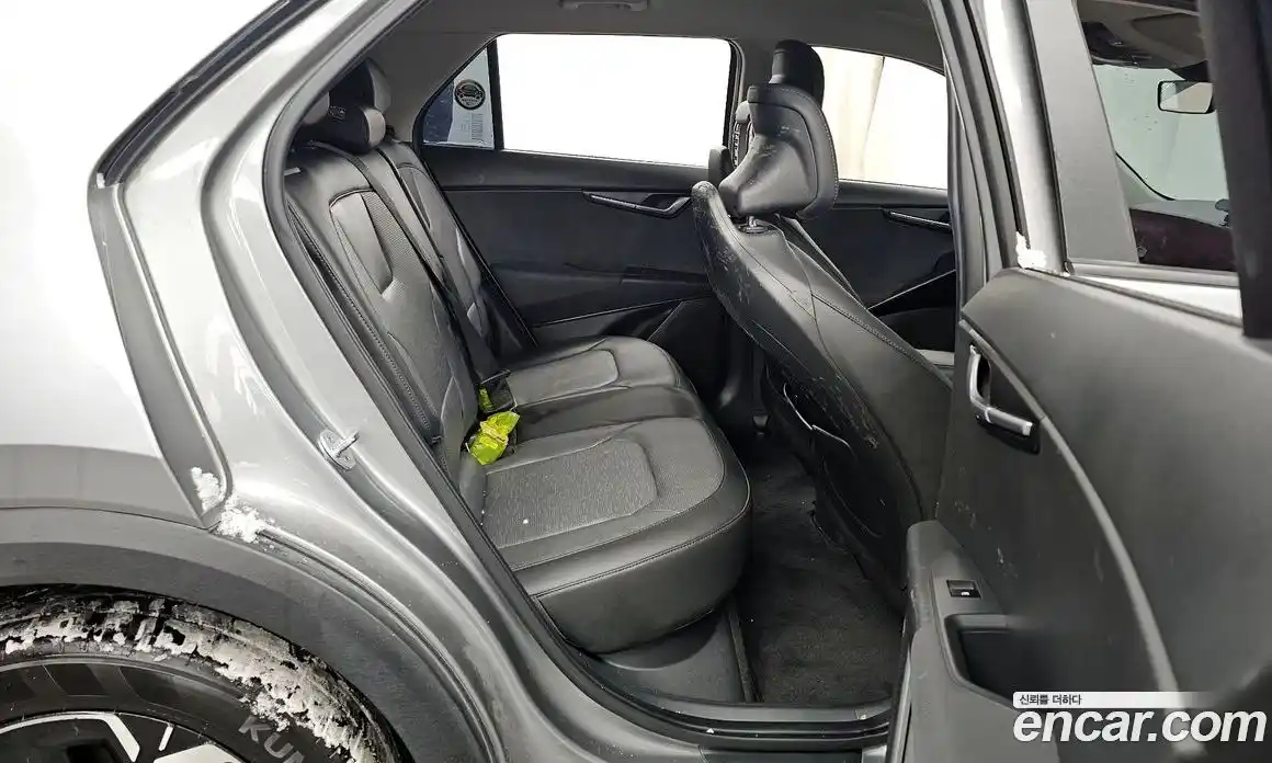 Kia Niro 2023 0.2 Автомат в Москве № 124332, фото 16