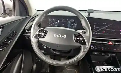 Kia Niro 2023 0.2 Автомат в Москве № 124332, миниатюра 3