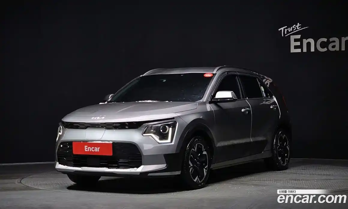 Kia Niro 2023 0.2 Автомат в Москве № 124332, фото 4