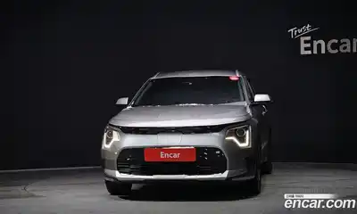 Kia Niro 2023 0.2 Автомат в Москве № 124332, миниатюра 8
