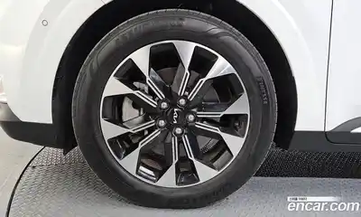 Kia Canival 2023 2.2 Автомат в Москве № 124344, миниатюра 10