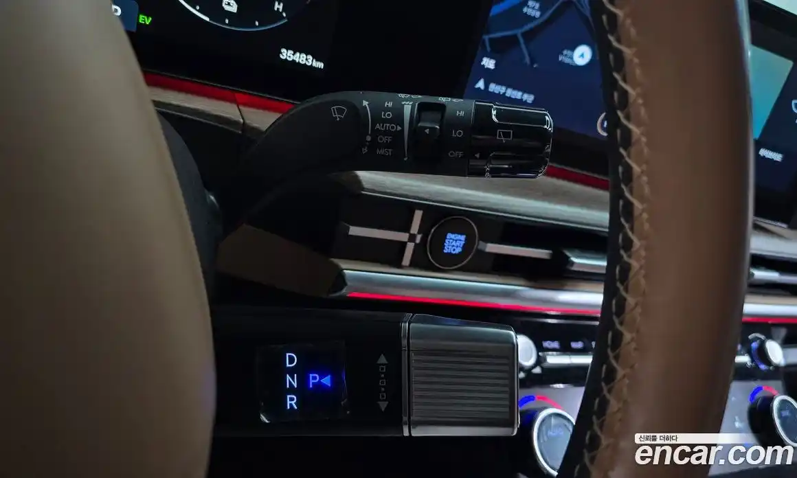 Hyundai Santa Fe 2024 1.6 Автомат в Москве № 125827, фото 19