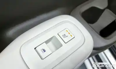 Hyundai Santa Fe 2024 2.5 Автомат в Москве № 126348, миниатюра 2