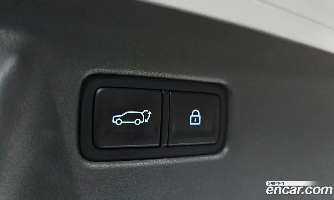 Hyundai Santa Fe 2024 1.6 Автомат в Москве № 127012, фото 15