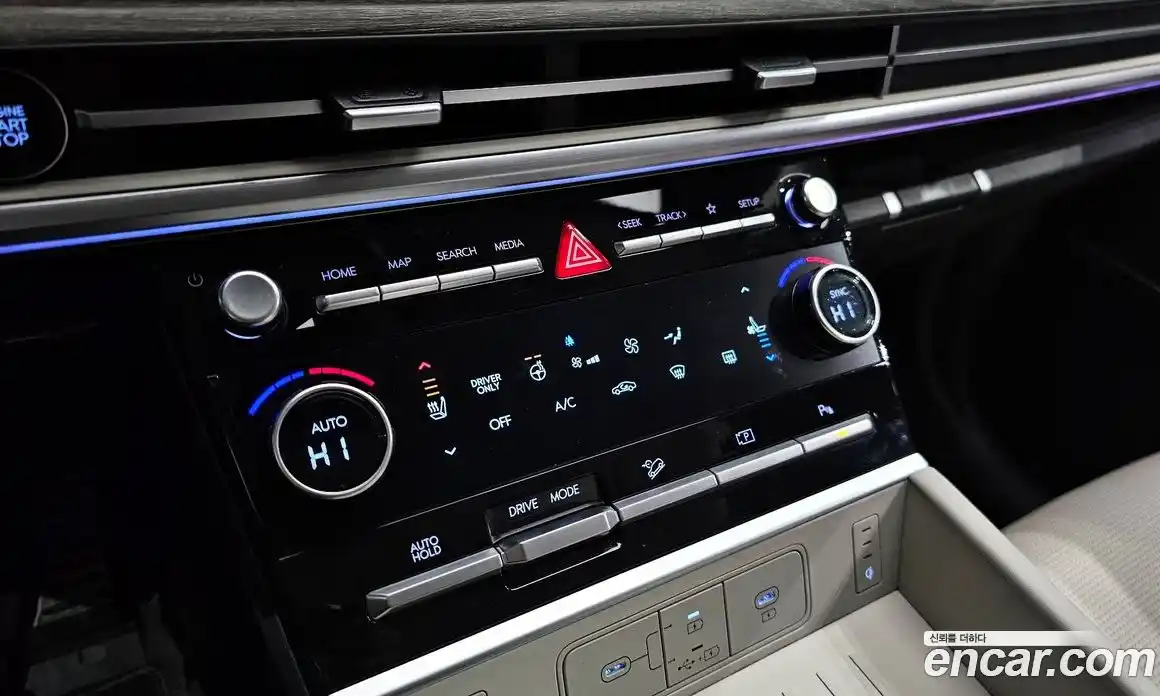 Hyundai Santa Fe 2024 1.6 Автомат в Москве № 127012, фото 7