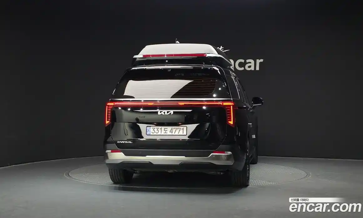 Kia Canival 2025 3.5 Автомат в Москве № 128419, фото 14