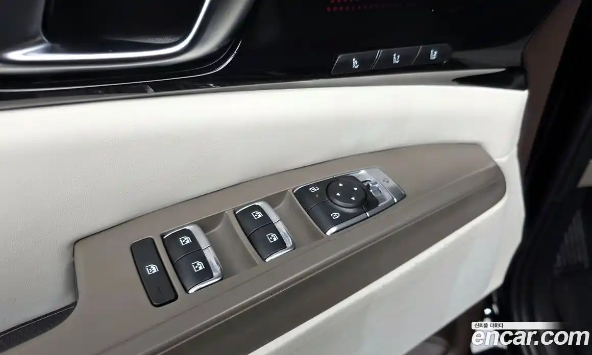 Kia Canival 2025 3.5 Автомат в Москве № 128419, фото 16