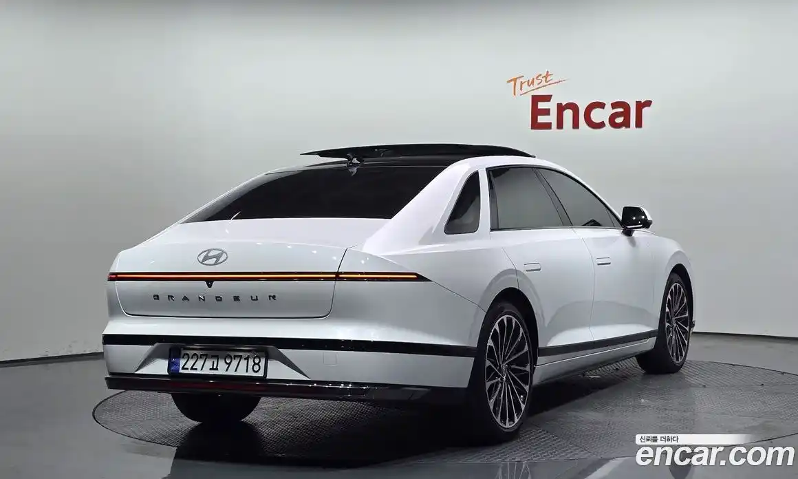 Hyundai Grandeur 2024 1.6 Автомат в Москве № 130735, фото 19