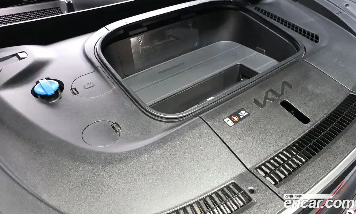 Kia EV9 2024 0.2 Автомат в Москве № 131796, фото 4