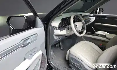 Kia EV9 2024 0.2 Автомат в Москве № 131796, миниатюра 6