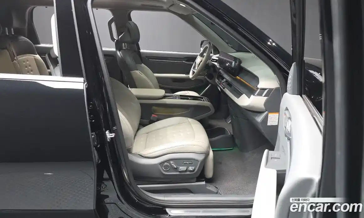 Kia EV9 2024 0.2 Автомат в Москве № 131796, фото 10