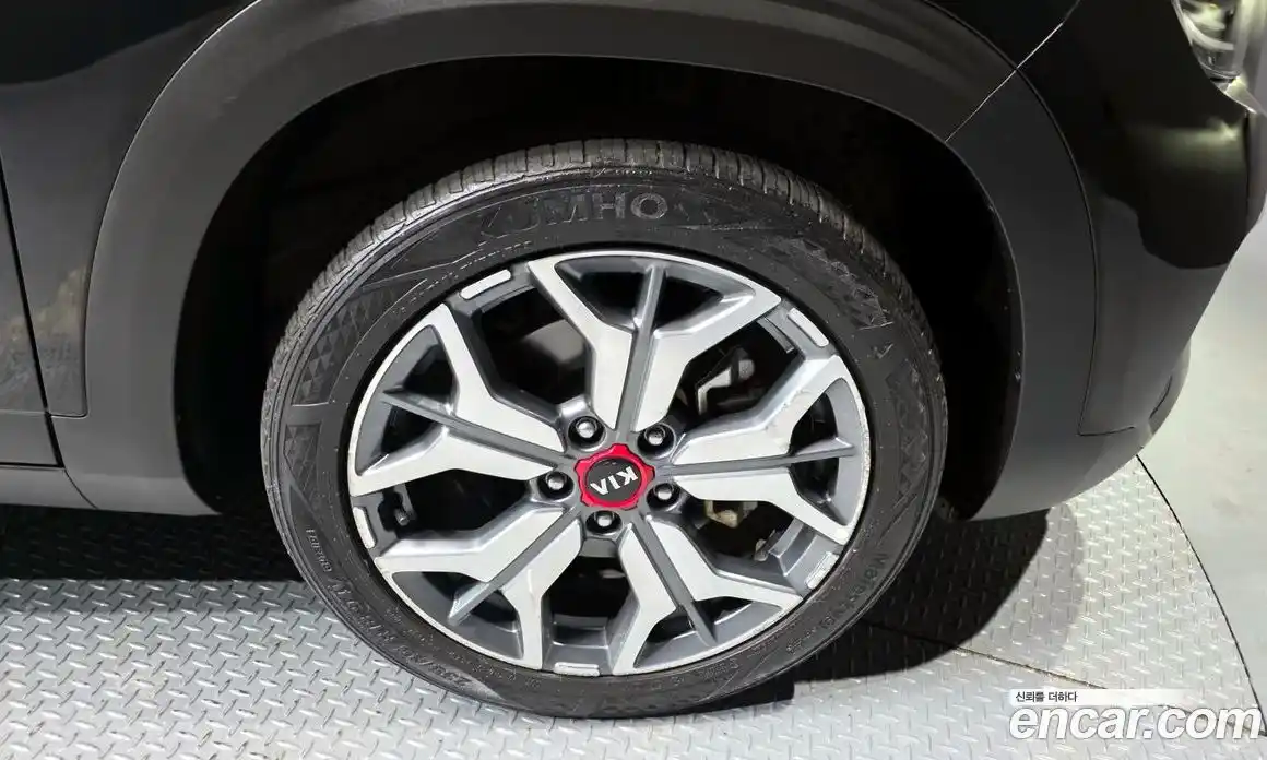 Kia Seltos 2021 1.6 Автомат в Москве № 132748, фото 14