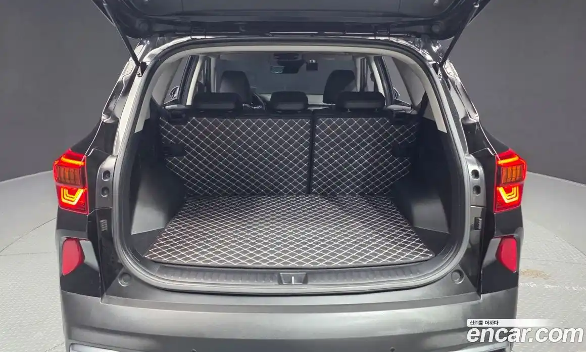 Kia Seltos 2021 1.6 Автомат в Москве № 132748, фото 17