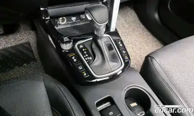 Kia Seltos 2021 1.6 Автомат в Москве № 132748, миниатюра 10