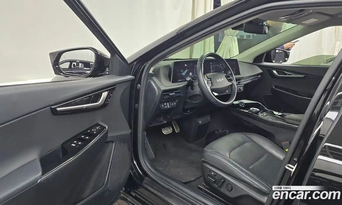 Kia EV6 2022 0.1 Автомат в Москве № 133165, фото 19