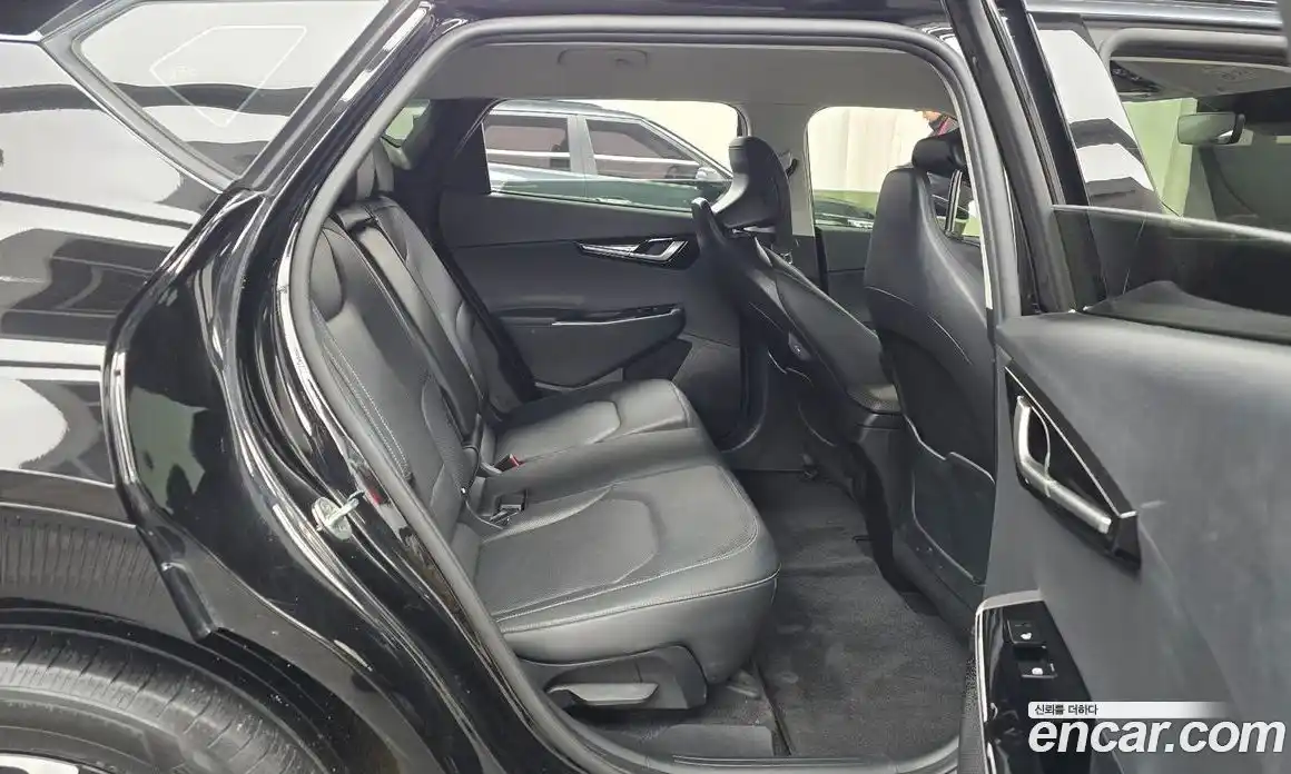 Kia EV6 2022 0.1 Автомат в Москве № 133165, фото 7