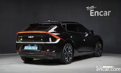 Kia EV6 2022 0.1 Автомат в Москве № 133165, миниатюра 8