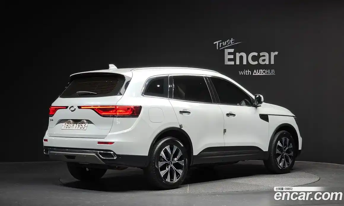 Renault QM6 2023 2.0 Автомат в Москве № 138215, фото 12