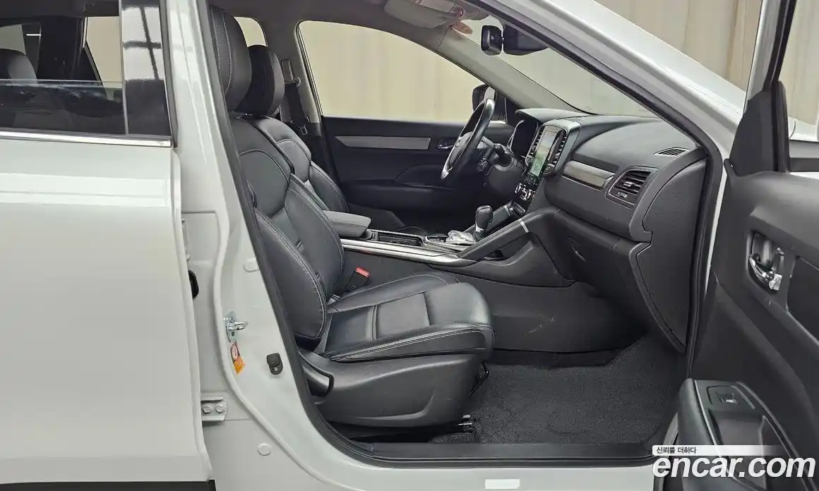 Renault QM6 2023 2.0 Автомат в Москве № 138215, фото 19