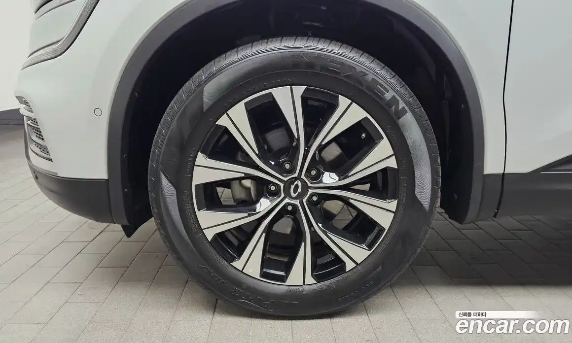 Renault QM6 2023 2.0 Автомат в Москве № 138215, фото 7