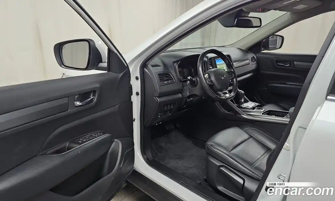 Renault QM6 2023 2.0 Автомат в Москве № 138215, фото 8