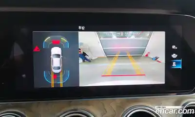 Mercedes-Benz E-Class 2021 2.0 Автомат в Москве № 138328, миниатюра 4