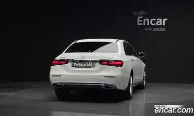 Mercedes-Benz E-Class 2021 2.0 Автомат в Москве № 138328, миниатюра 7