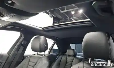 Mercedes-Benz E-Class 2023 1.9 Автомат в Москве № 138577, миниатюра 11