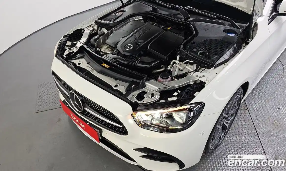 Mercedes-Benz E-Class 2023 1.9 Автомат в Москве № 138577, фото 15