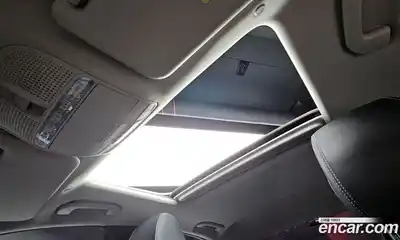 Mercedes-Benz E-Class 2018 2.0 Автомат в Москве № 143631, миниатюра 11