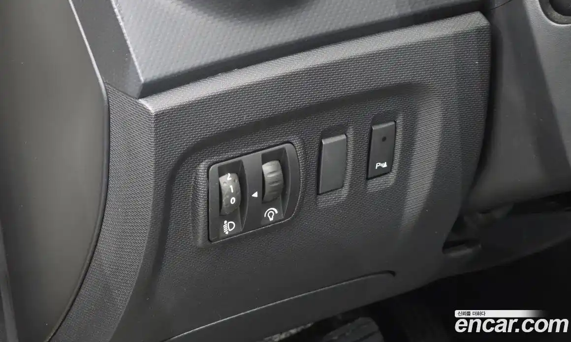 Renault QM3 2014 1.5 Автомат в Москве № 147747, фото 11