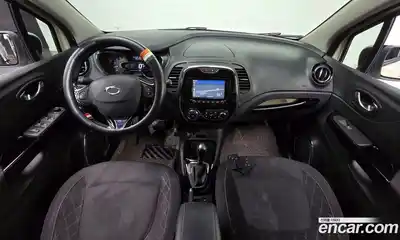 Renault QM3 2014 1.5 Автомат в Москве № 147747, миниатюра 2