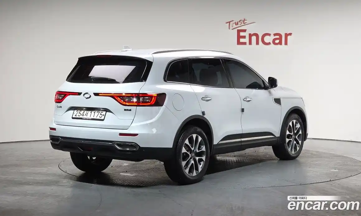 Renault QM6 2019 2.0 Автомат в Москве № 148287, фото 13