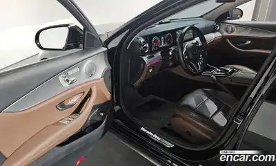 Mercedes-Benz E-Class 2020 2.0 Автомат в Москве № 150747, миниатюра 11