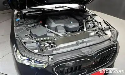 BMW 5-Series 2025 2.0 Автомат в Москве № 153483, миниатюра 3