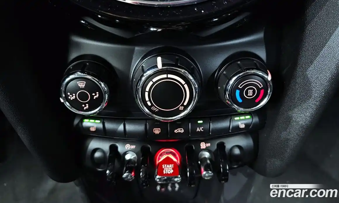 Mini Cooper 2015 1.5 Автомат в Москве № 157235, фото 10