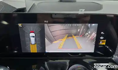 Mercedes-Benz GLB-Class, 2023