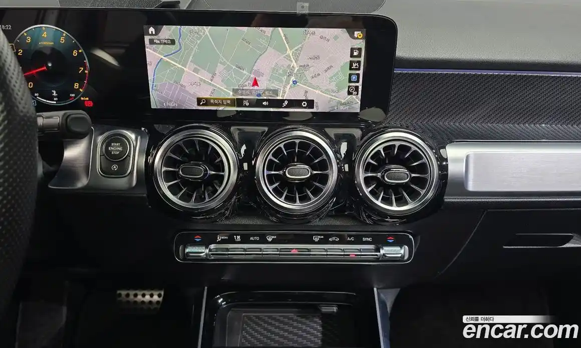 Mercedes-Benz GLB-Class 2023 2.0 Автомат в Москве № 158855, фото 17