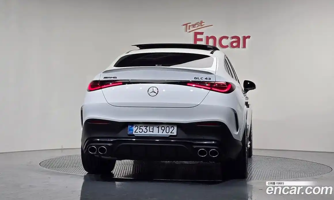 Mercedes-Benz GLC-Class 2025 2.0 Автомат в Москве № 160300, фото 10