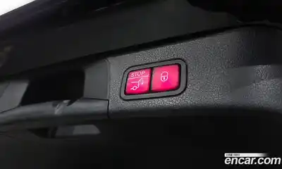 Mercedes-Benz GLB-Class 2021 2.0 Автомат в Москве № 160894, миниатюра 3