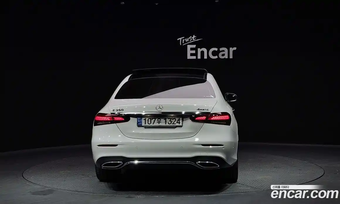 Mercedes-Benz E-Class 2021 2.0 Автомат в Москве № 161179, фото 11