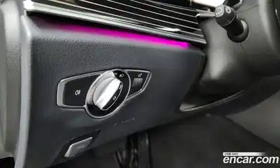 Mercedes-Benz E-Class 2021 3.0 Автомат в Москве № 161210, миниатюра 2