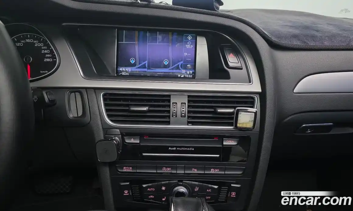 Audi A4 2015 2.0 Автомат в Москве № 163719, фото 1