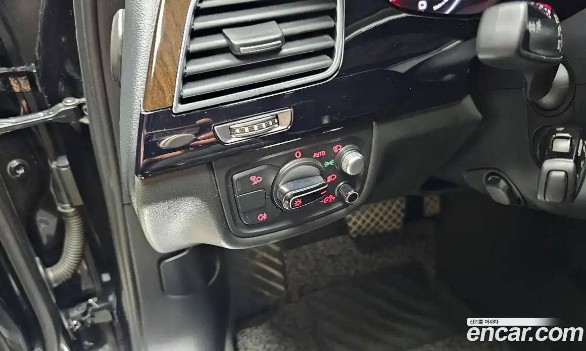 Audi A8 2015 3.0 Автомат в Москве № 163920, фото 3