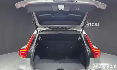 Volvo XC40 2023 2.0 Автомат в Москве № 164318, миниатюра 11