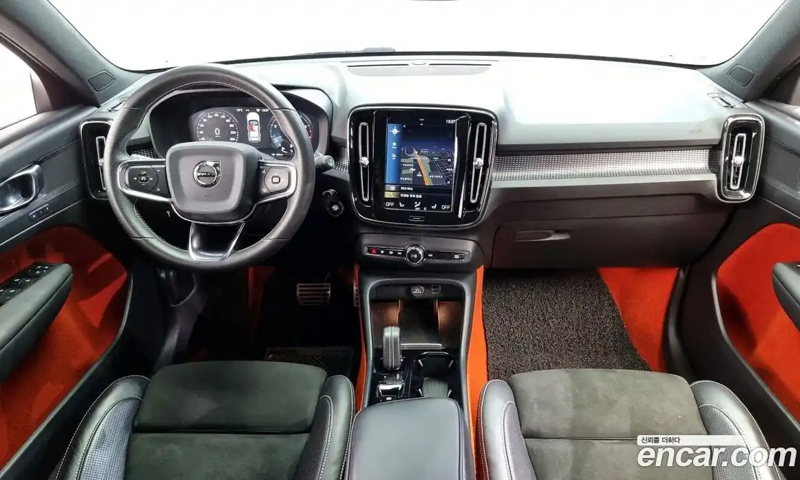 Volvo XC40 2021 2.0 Автомат в Москве № 164656, фото 13