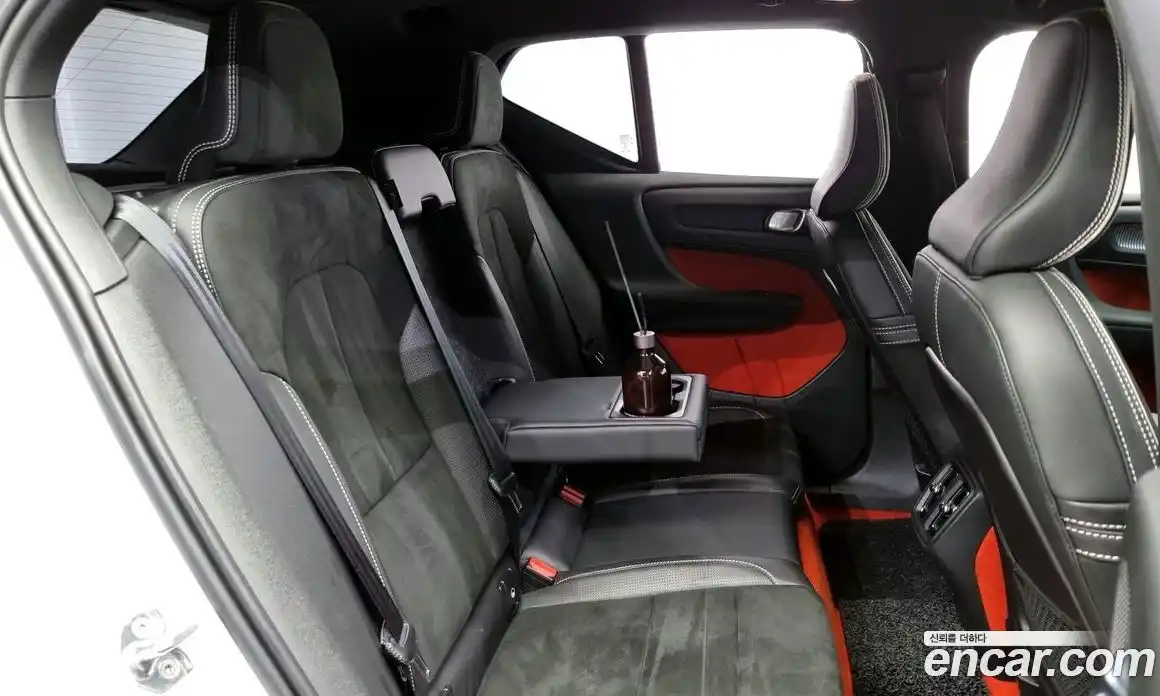 Volvo XC40 2021 2.0 Автомат в Москве № 164656, фото 18