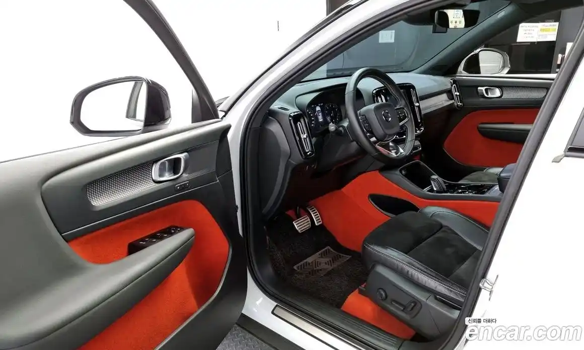 Volvo XC40 2021 2.0 Автомат в Москве № 164656, фото 7